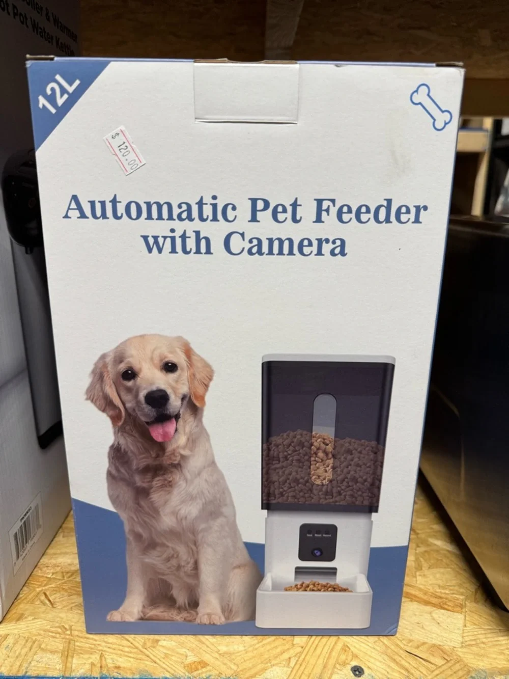Automatic Pet Feeder with Camera - White and Black